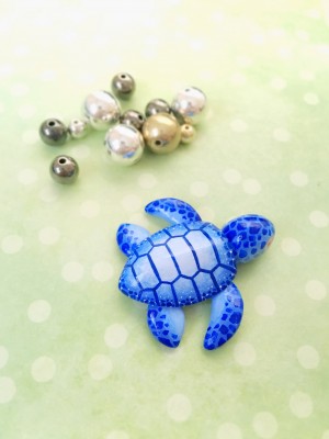 Baby turtle figurine