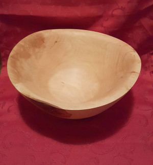 Pear wood bowl with uneven rim, fruit bowl, decorative bowl, woodturning bowl, wood bowl with bark inclusion
