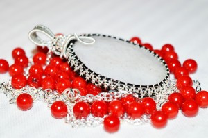 Classy White Jade Necklace, wirewrapped in silver and black plated wire, healing crystal jewelry