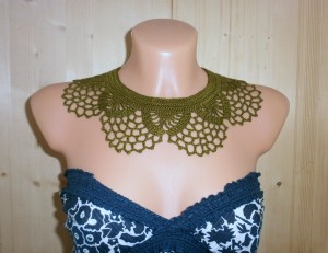 Crochet detachable collar, green Lace collar, Elegant textile neck collier