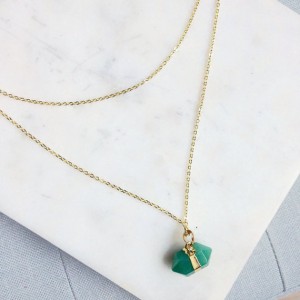 Tiny Aventurine Stone Choker Necklace. Aventurine Choker. Aventurine Pendant. Natural Stone. gold necklace Jewelry. Choker. Gold choker.