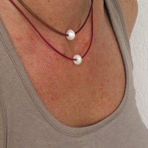 Double Layer Necklace of Pearl and Leather