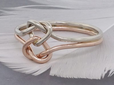 double-heart-knot-unique-engagement-gold-ring