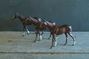 One Antique Lead Horse Made in England, Cast Iron Farm Figurine, Chippy, Rustic, Bay Horse
