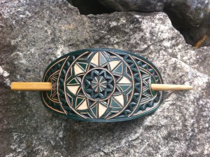 Request a custom order and have something made just for you.  This seller usually responds within 24 hours. Geometrical green hand carved leather hair barrette
