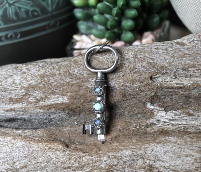 il_794xN.1802836258_nqj3