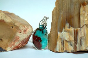 Natural crystal jewelry, blue stone gem silica pendant