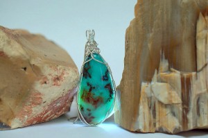 Natural gemstone jewelry, gem silica pendant necklace