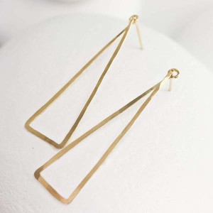 Long Triangle Hoops