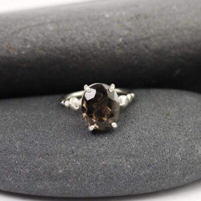 Pebble-Ring-with-Smoky-Quartz