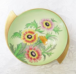 Rare Art Deco Carlton Ware Hand Painted “New Anemone” Large Green Bowl with Gold Fin Handles