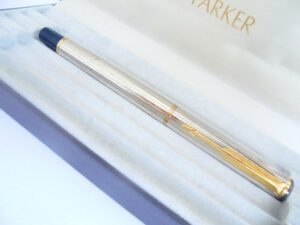 PARKER RIALTO fountain pen in steel and green color Original in gift box