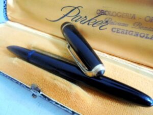 PARKER LADY fountain PEN black and in gold 12K Original 1950s in gift it’s box Gift for her Mother’s day Birthday Graduation Anniversary