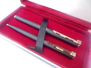 PARKER 95 SET fountain pen and ball pen black steel & gold plated trims Original in gift box For desk Gift Graduation Christmas Anniversary