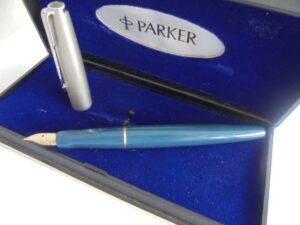 PARKER VP original fountain pen blue color with nib in GOLD 14K Original in box 1960s Graduation gift Anniversary Collector Christmas
