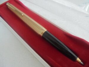 BALLOGRAF EPOCA de LUXE ball pen black and gold in it’s gift box Original Graduation gift for him or her Confirmation Father’s day Birthday