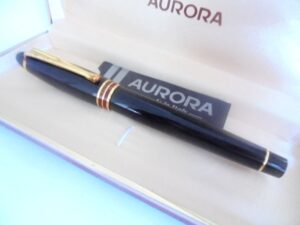 AURORA IPSILON Italy Laquè Black Ball Pen Original in gift box with garantee Graduation gift Birthday Anniversary Confirmation Desk pen